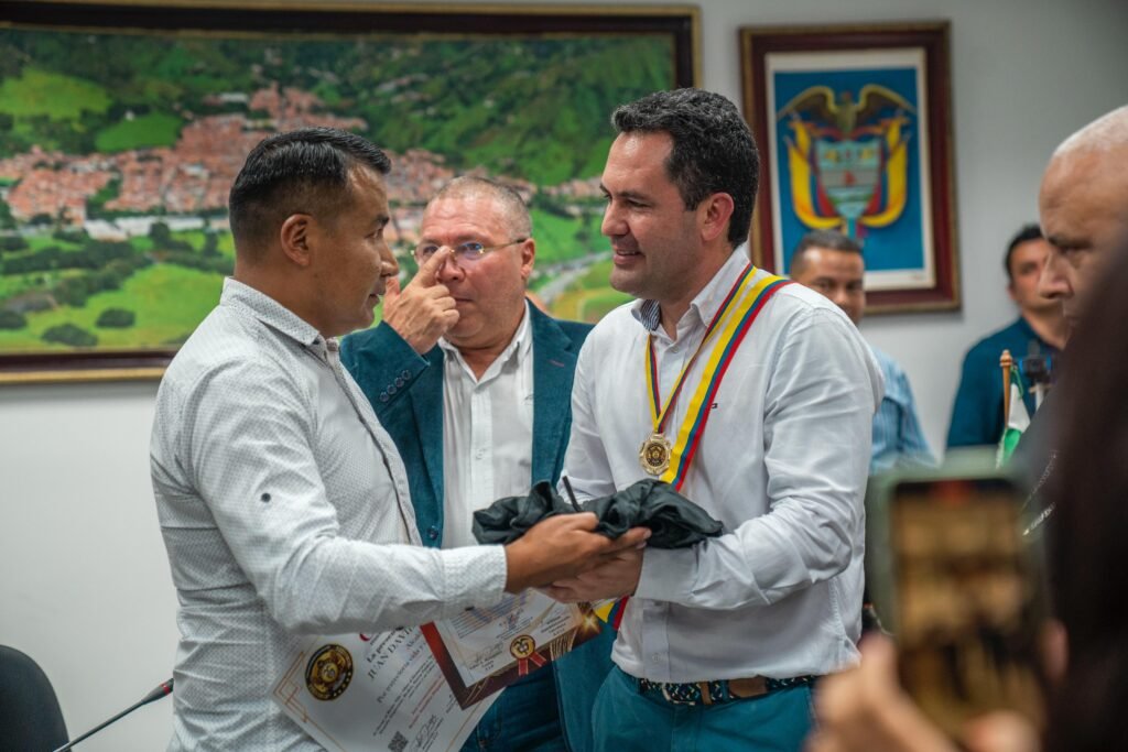 Alcalde de Barbosa "Máximo Galardón Colombia"