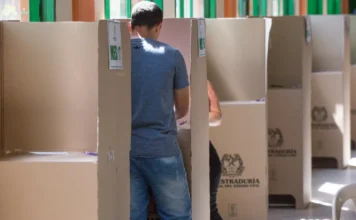 Inició la jornada electoral en Colombia
