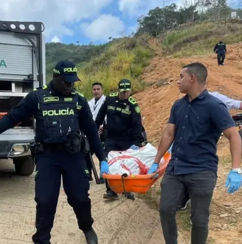 ¡Lo mataron a piedra en Barbosa! Investigan si fue por intolerancia o por acusaciones de hurto